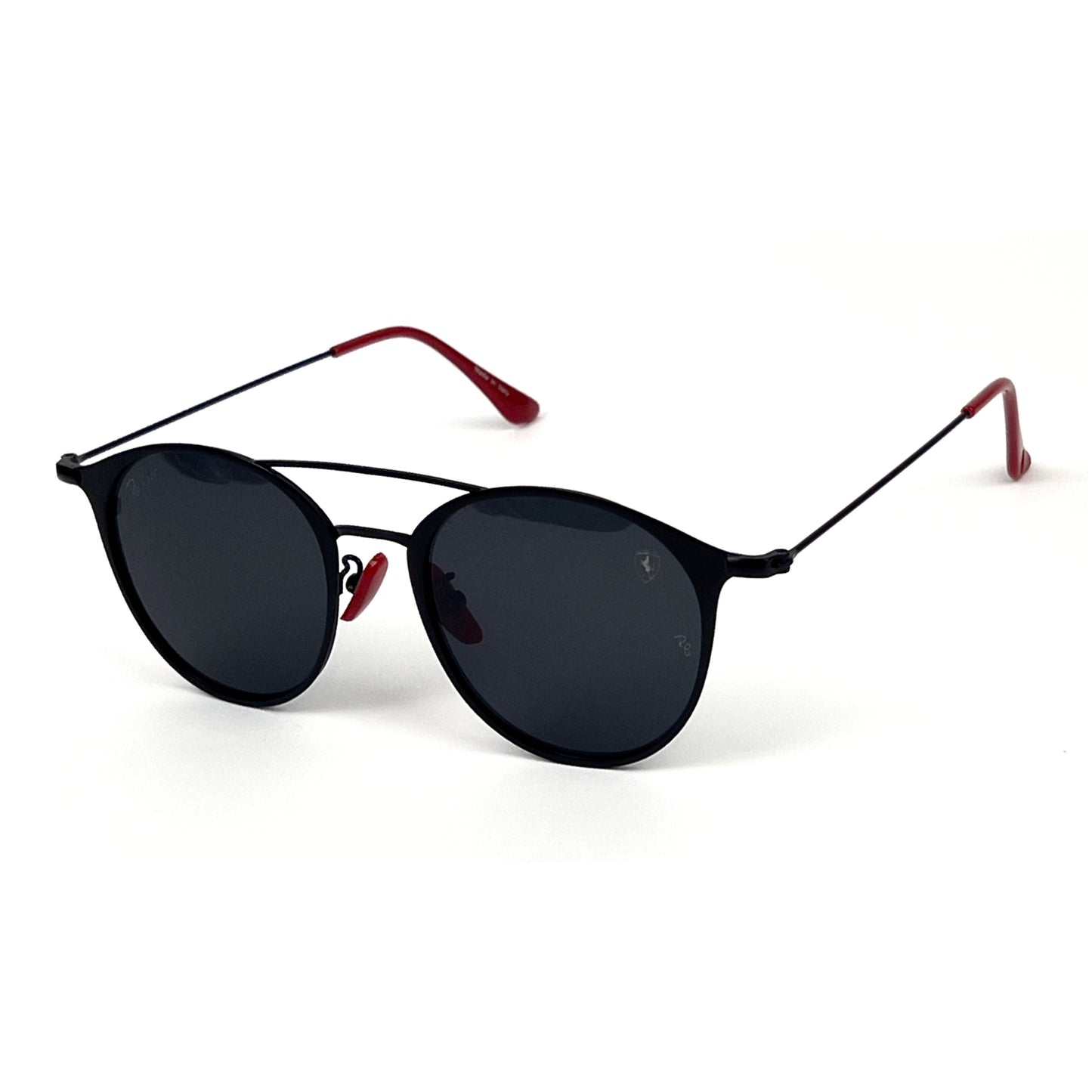 Ray-Ban -Ferrari addition