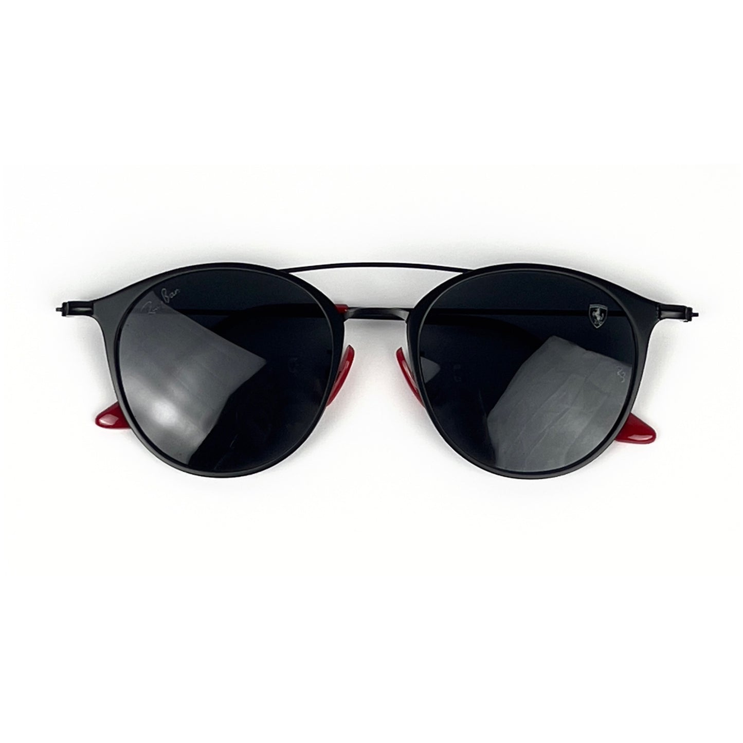 Ray-Ban -Ferrari addition