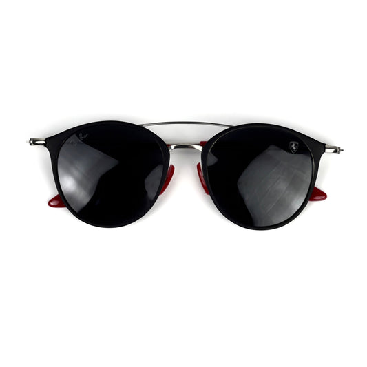 Ray-Ban -Ferrari addition